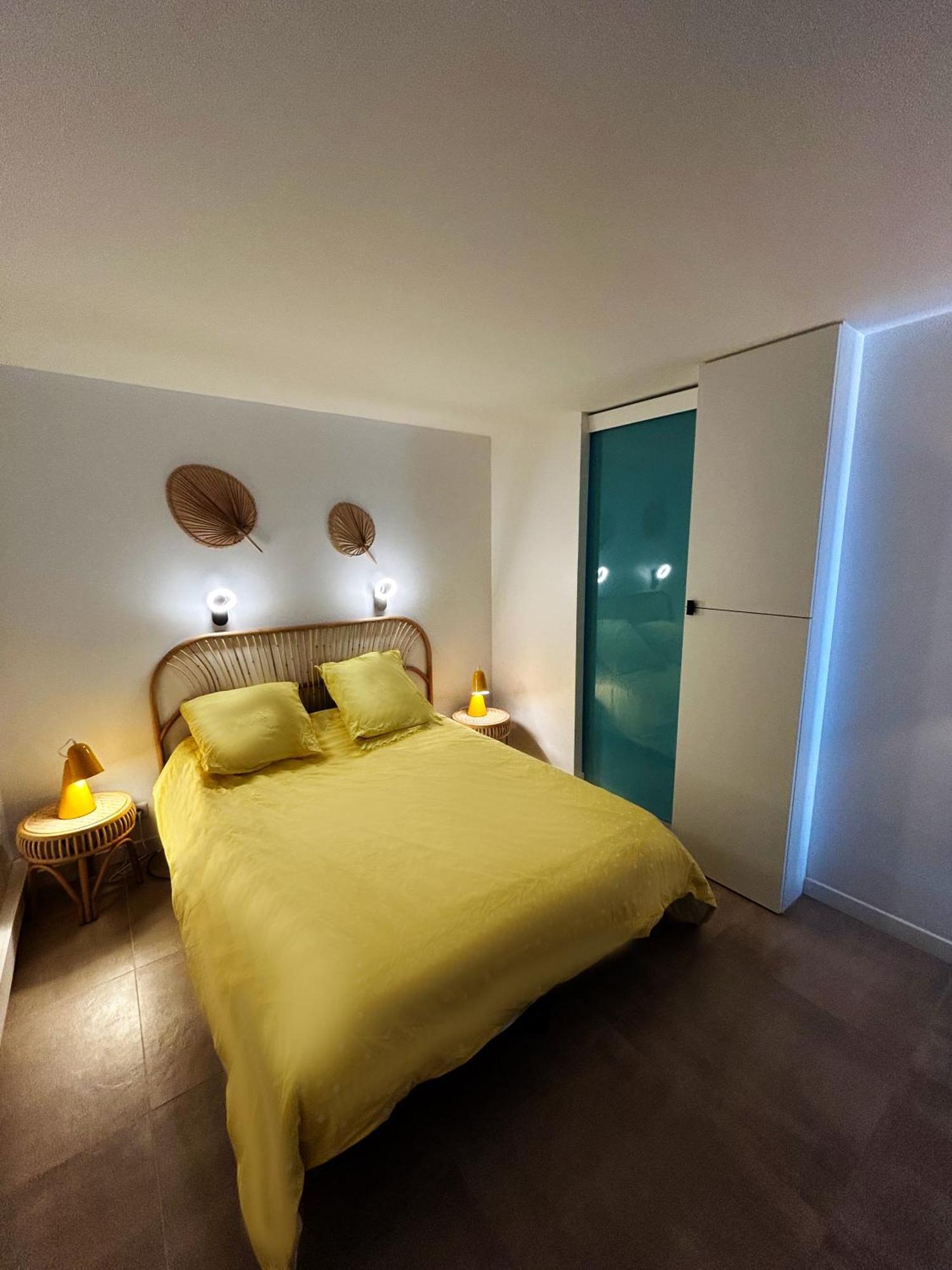 Horizon Bleu Bandol : Appartement Pieds Dans L'Eau Kültér fotó